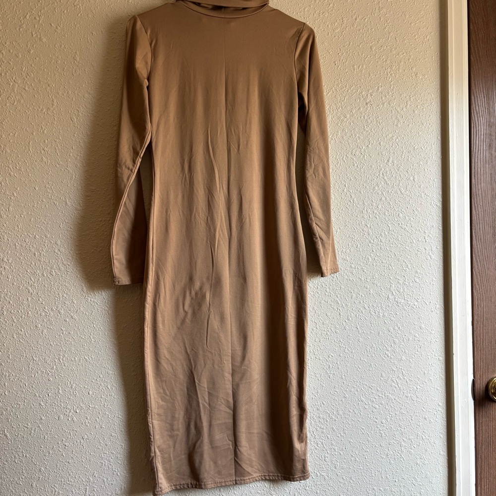 Chic Long Sleeve Tan Bodycon Dress - Picture 3 of 3